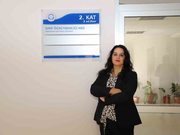 ERZİNCAN BİNALİ YILDIRIM ÜNİVERSİTESİ EĞİTİM FAKÜLTESİ TEMEL EĞİTİM BÖLÜMÜ ÖĞRETİM ÜYESİ DOÇ. DR. DİLEK İLHAN BEYAZTAŞ YÜRÜTÜCÜLÜĞÜNDE HAZIRLANAN “WOULD YOU MİND-SET?” İSİMLİ ERASMUS + PROJESİ TÜRKİYE ULUSAL AJANSI’NDAN KABUL ALARAK BÜYÜK BİR BAŞARIYA İMZA ATTI (EMİN FERHAT SEVİLİR/ERZİNCAN-İHA)